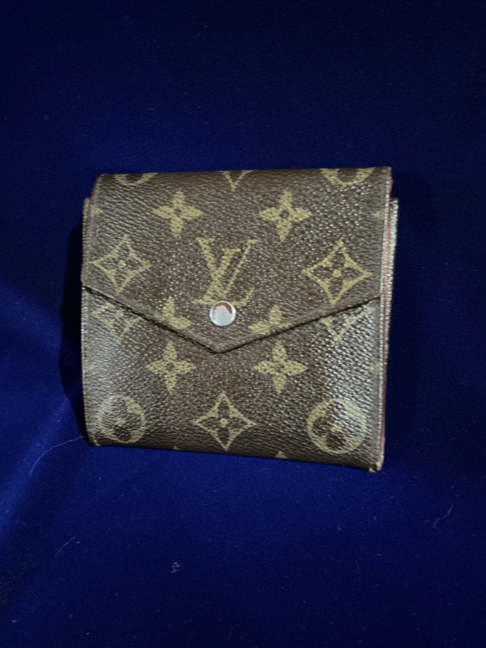 Vintage Louis Vuitton monogram bifold wallet